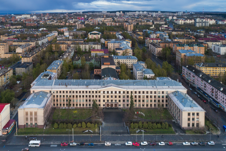 Петрозаводский государственный университет, учебный корпус №4)